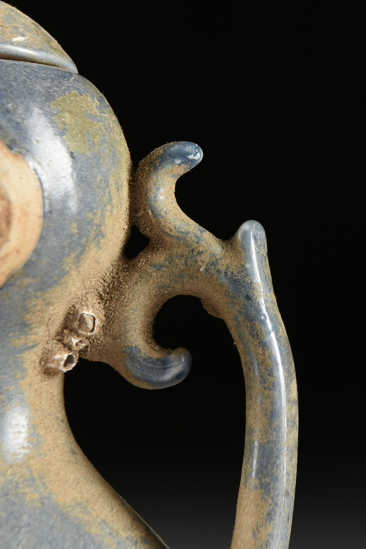 A VIETNAMESE/ANNAMESE BLUE GLAZED DOUBLE GOURD PORCELAIN EWER, SHIPWRECK ARTIFACT, 15TH/16TH - Image 5 of 11