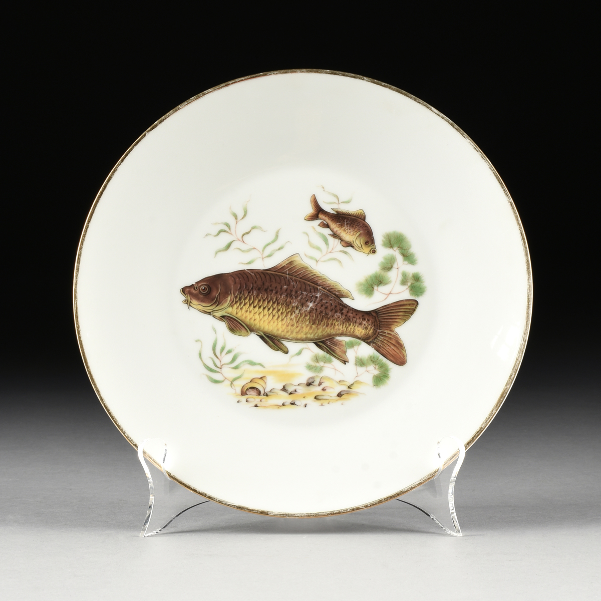 AN ASSEMBLED SIX PIECE GROUP OF FISH DECORATED PORCELAIN DISHES, EACH SIGNED, FRENCH AND WEST - Image 12 of 15