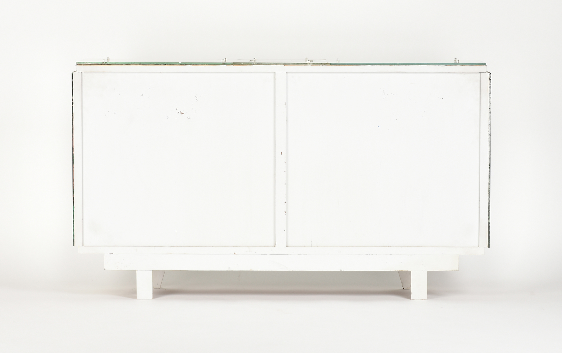 A FRENCH ART MODERNE MIRRORED AND WHITE PAINTED CREDENZA,1950s, in a Hollywood Regency style with - Image 8 of 8