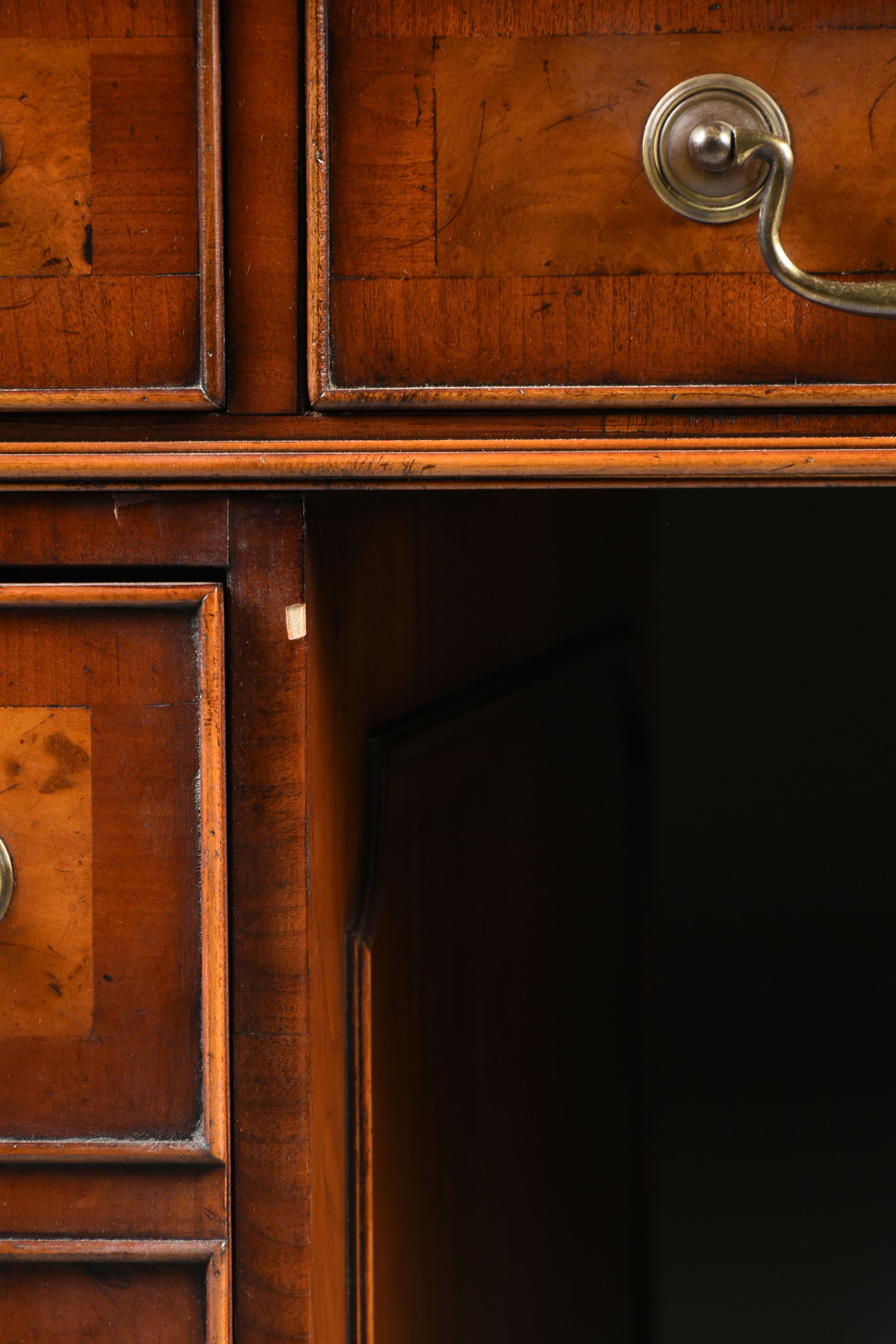 A GEORGE II STYLE WALNUT WHITE LEATHER TOP PARTNER'S DESK, ENGLISH, MID 20TH CENTURY, modeled - Image 9 of 16