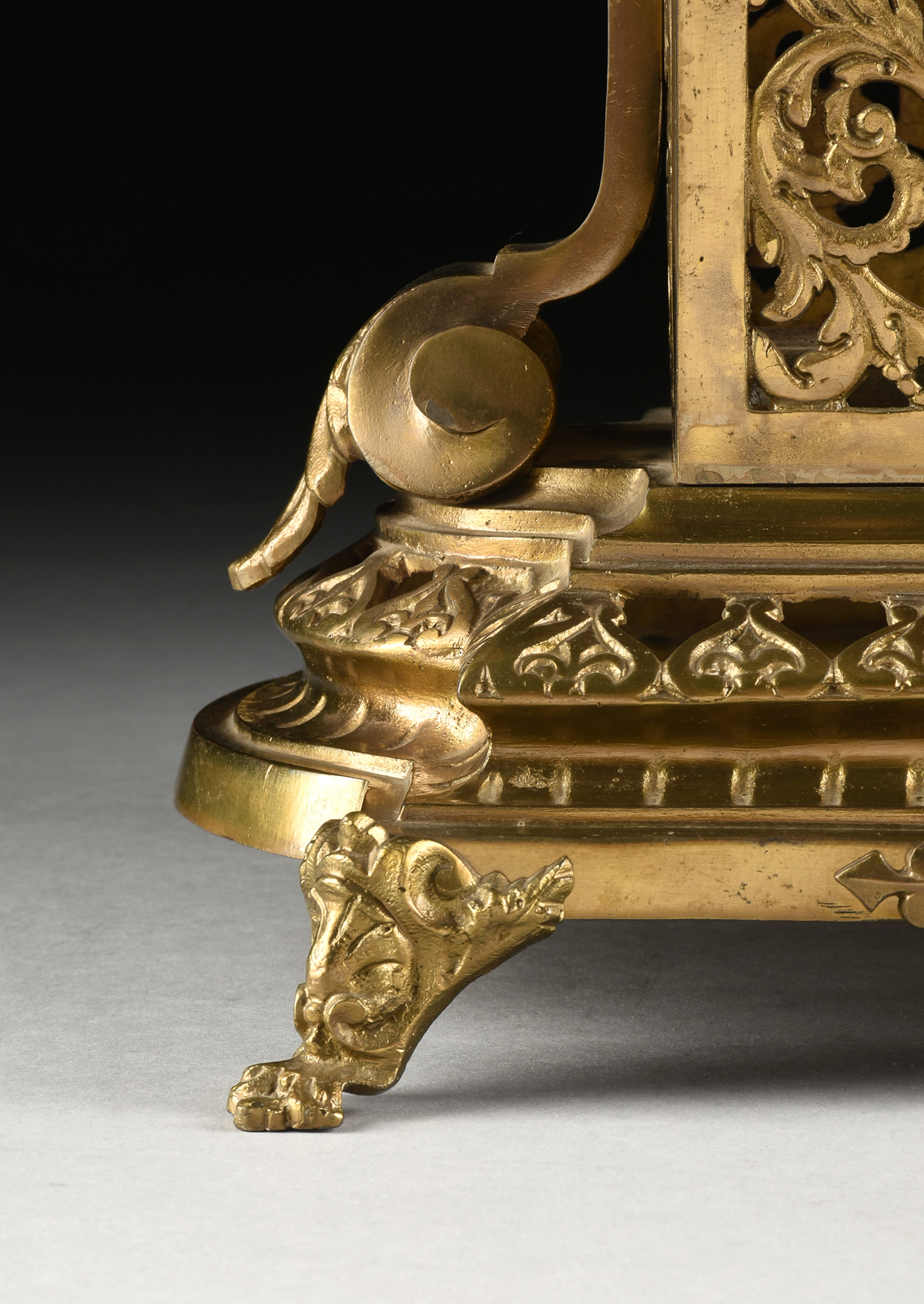 A RENAISSANCE REVIVAL GILT BRONZE MANTLE CLOCK, FRENCH, LATE 19TH CENTURY, the finial cast as - Image 5 of 12