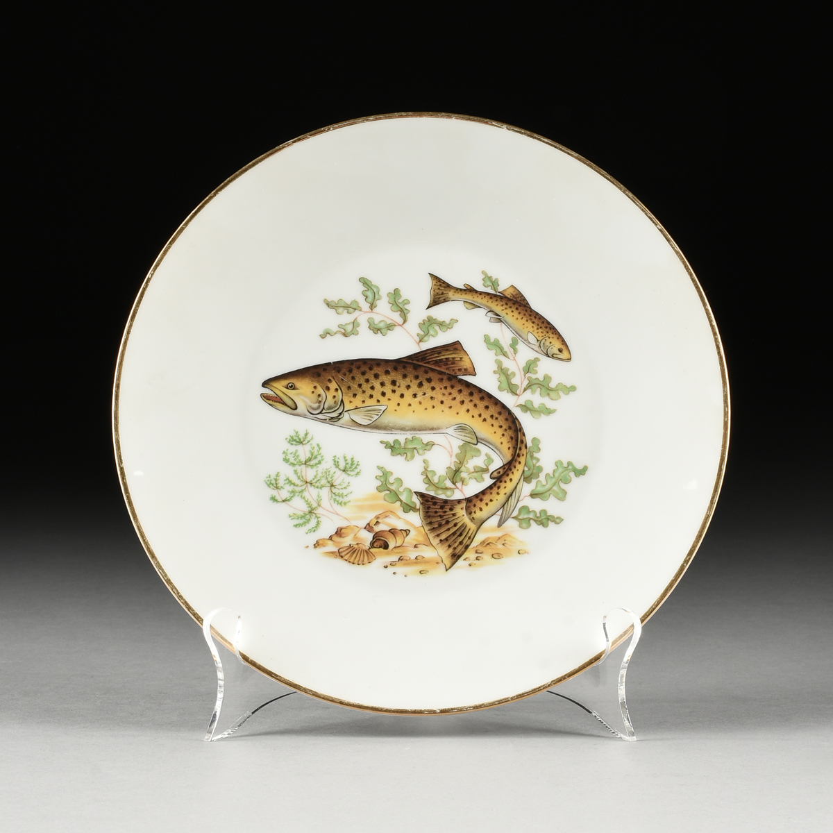 AN ASSEMBLED SIX PIECE GROUP OF FISH DECORATED PORCELAIN DISHES, EACH SIGNED, FRENCH AND WEST - Image 14 of 15