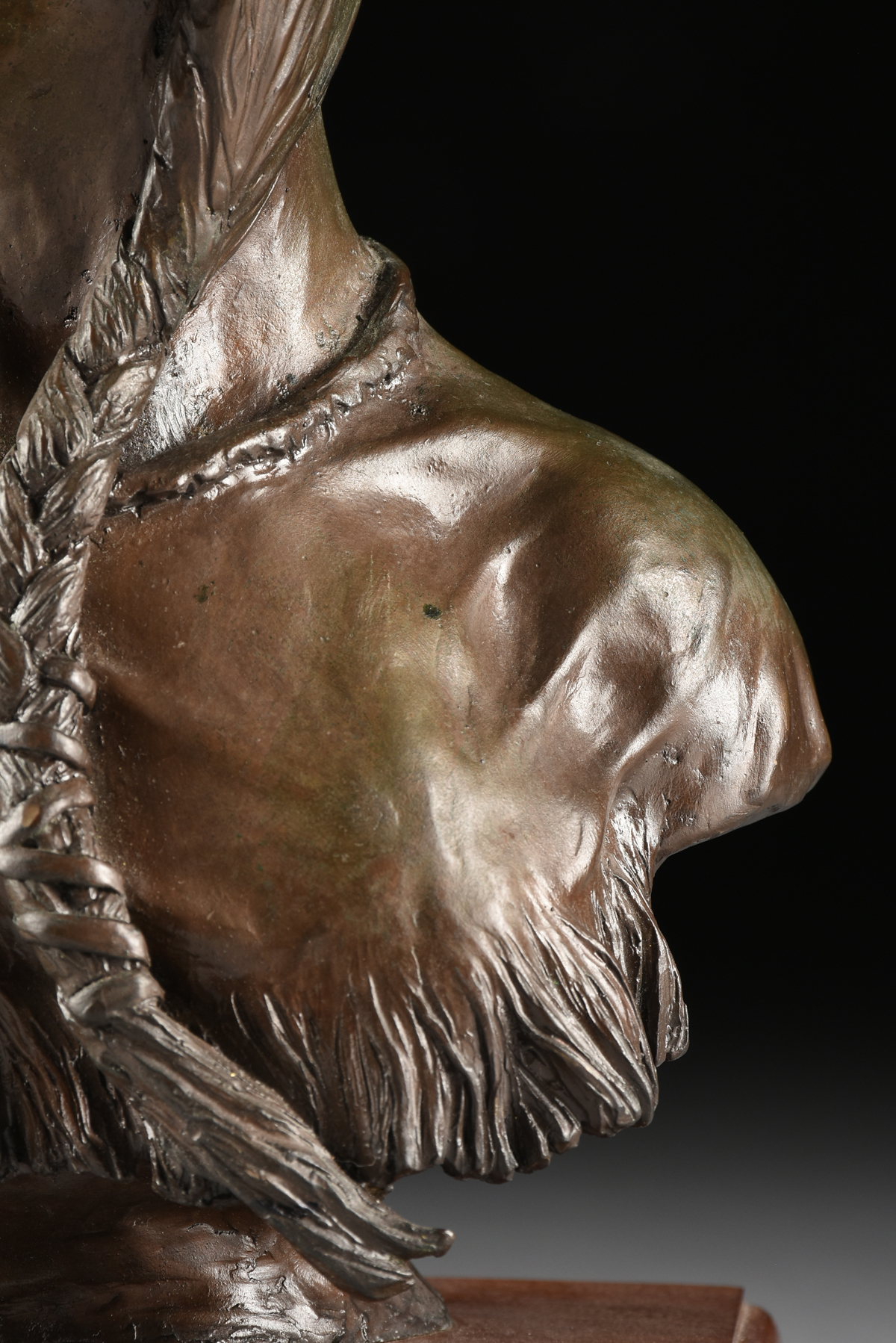 TOM MOSS (American/Texas b.1935) A BRONZE PORTRAIT BUST, "Sacajawea," 1981, with a light brown - Image 4 of 7