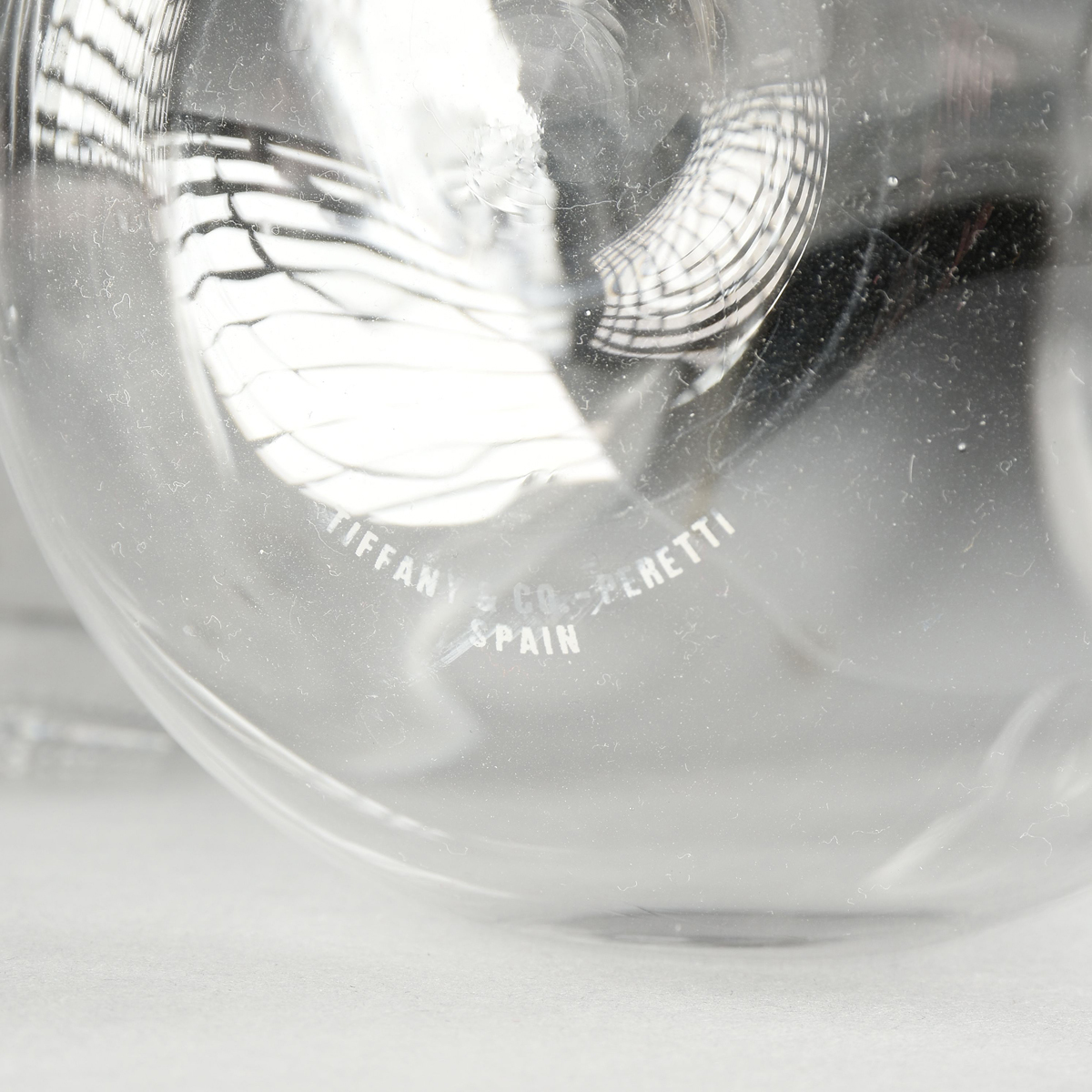 A SET OF TWELVE TIFFANY & CO. ELSA PERETTI DESIGNED THUMB PRINT WINE GLASSES, SPANISH, MODERN, clear - Image 4 of 5