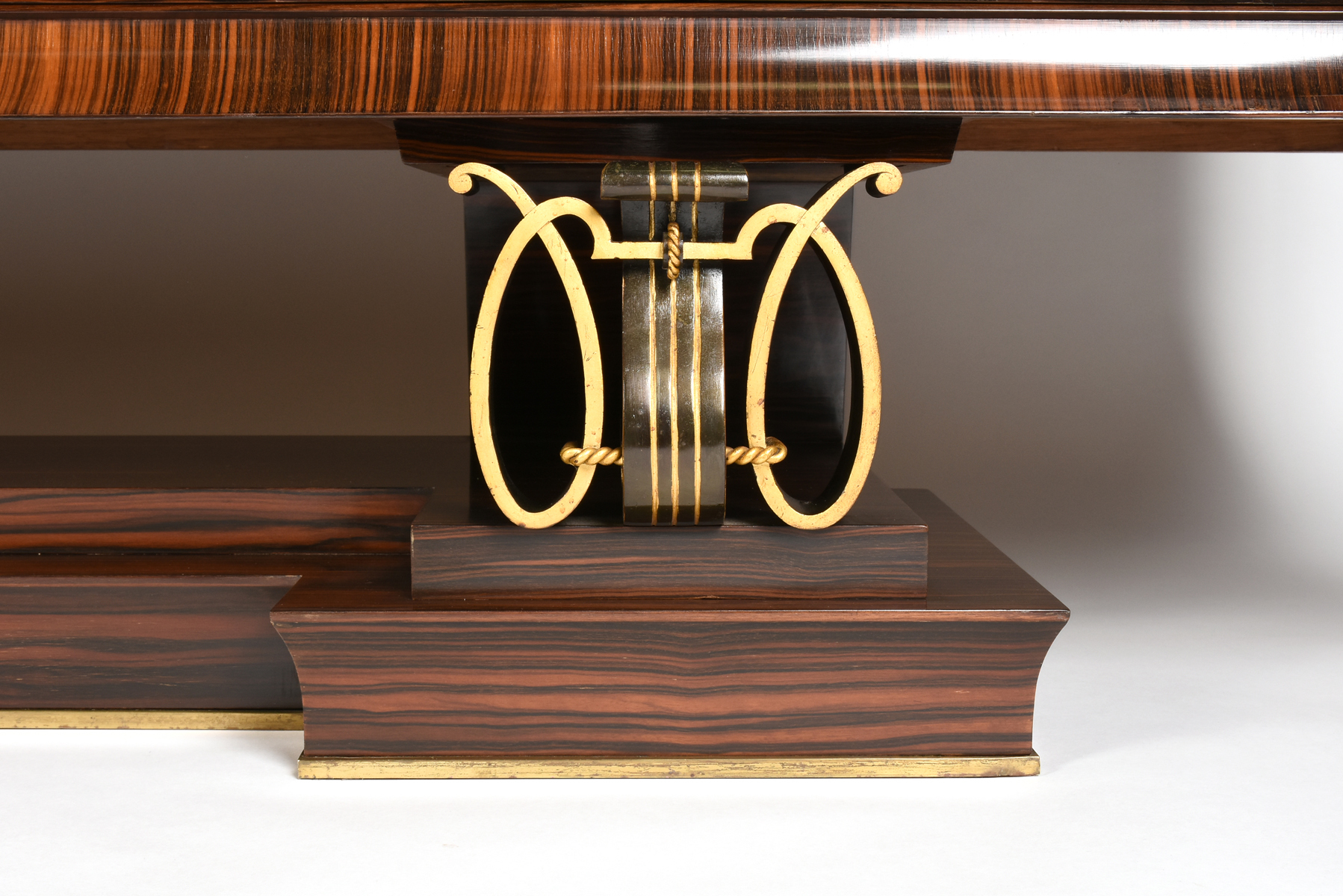 AN ELEGANT FRENCH ART DECO EXOTIC WOODS MARQUETRY INLAID MACASSAR EBONY AND GILT IRON CREDENZA, - Image 5 of 8