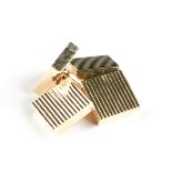A PAIR OF TIFFANY & CO. 14K YELLOW GOLD SQUARE RIBBED CUFFLINKS, MID/LATE 20TH CENTURY, each