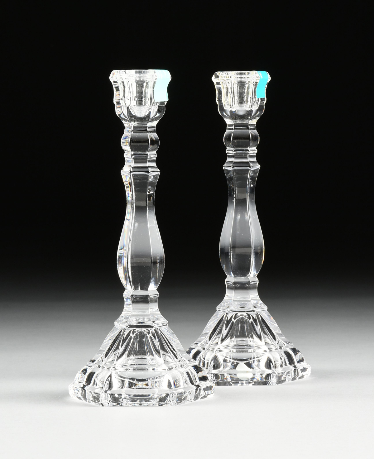 A PAIR OF TIFFANY & CO. CRYSTAL "HAMPTON" CANDLESTICKS AND A TIFFANY & CO CRYSTAL ICE BUCKET, - Image 2 of 6