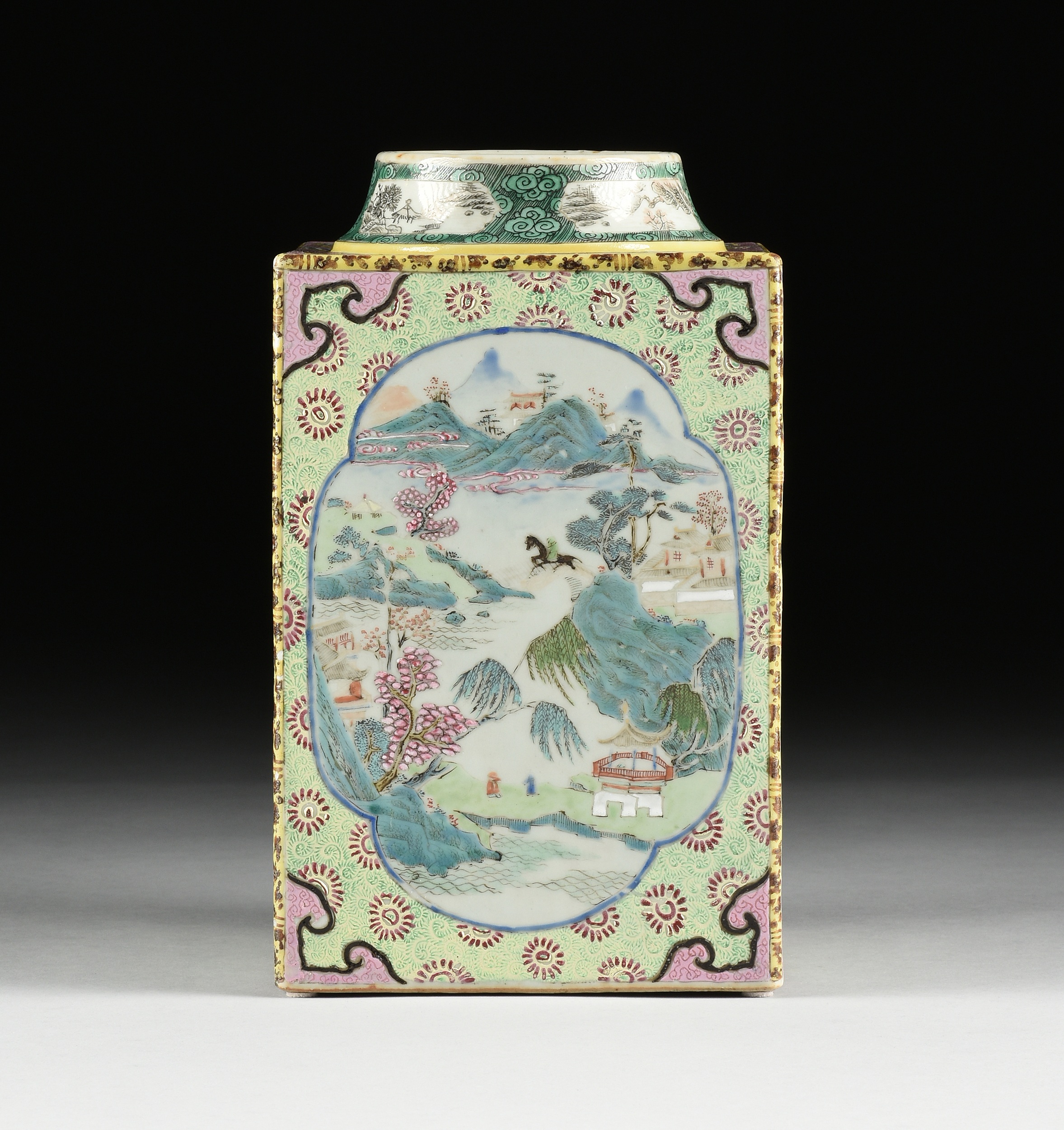 A CHINESE EXPORT FAMILLE ROSE SQUARE PORCELAIN JAR, 20TH CENTURY, the circular rim on a short neck