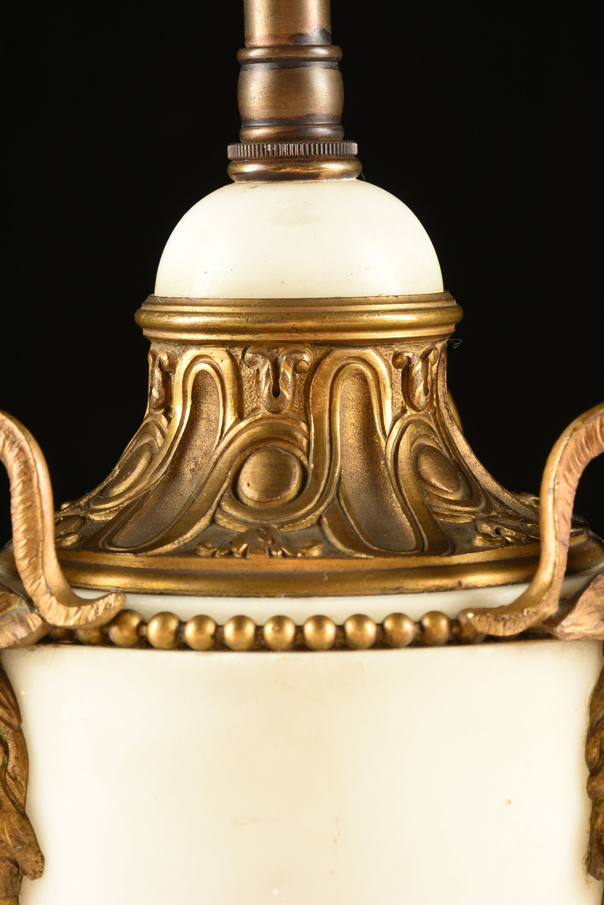 A PAIR OF LOUIS XVI STYLE GILT BRONZE MOUNTED WHITE MARBLE URNS, CIRCA 1900, the cabochon white - Image 10 of 10