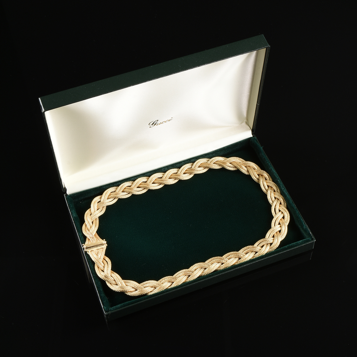 AN 18K YELLOW GOLD GUCCI NECKLACE, the double rope braided design with hidden push-button box - Image 4 of 4