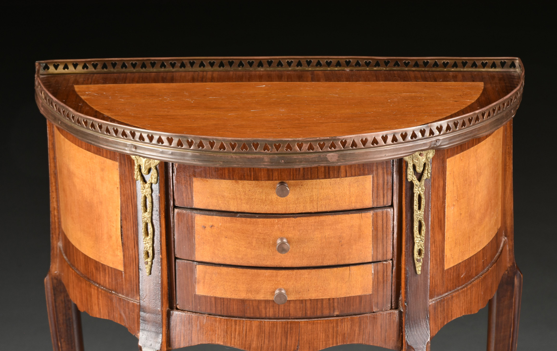 A PAIR OF LOUIS XV/XVI TRANSITIONAL STYLE BRONZE MOUNTED SATINWOOD AND MAHOGANY SIDE TABLES, 20TH - Image 3 of 9