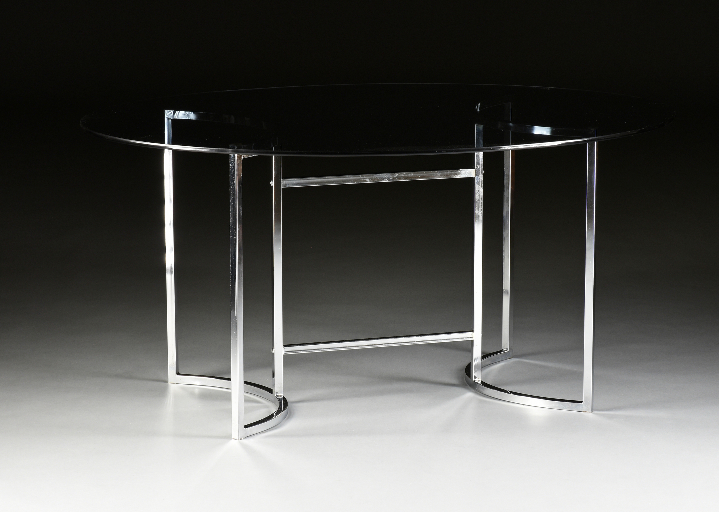 A MID CENTURY MODERN SMOKEY GLASS TOP CHROMED STEEL TABLE, AFTER MILO BAUGHMAN, MID/LATE 20TH - Image 2 of 6