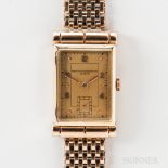 Vacheron Constantin 14kt Gold Tank Wristwatch, c. 1940s, raised crystal above the arabic numeral gil
