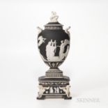 Wedgwood Black Jasper Dip Apotheosis of Homer Vase and Cover, England, 19th century, applied white r