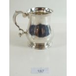 A George II silver tankard. London 1740, by Francis Spilsbury, 215 grams.