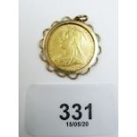 A QV gold sovereign 1898 mounted in gold, 10g total