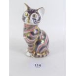 A Royal Crown Derby Imari cat