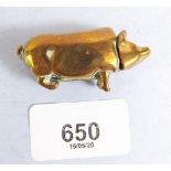 A Victorian novelty pig form vesta case - 4.5cm long