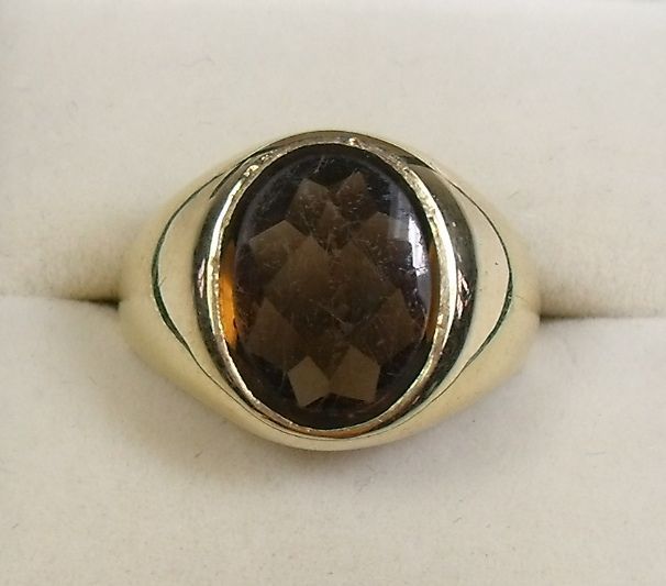 A 14 carat gold gents ring set smokey quartz,, 6g - size P - Image 2 of 2