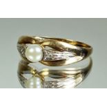 A 9ct gold pearl ring, size 0