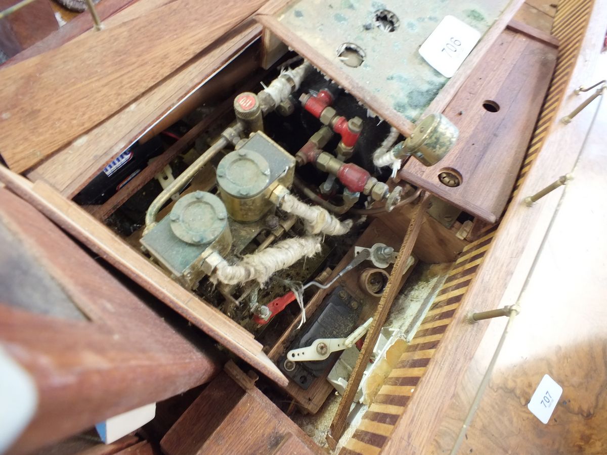 A steam driven built model of a steam boat 128cm long - Image 10 of 10