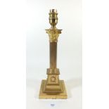 A gilt brass Corinthian column table lamp, 27cm