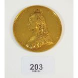 A large gold Queen Victoria commemorative medallion 84.7g