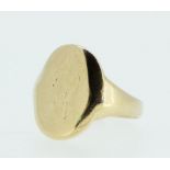 An 18ct gold signet ring, 4.4g