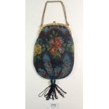 An early 20th century French beadwork evening bag