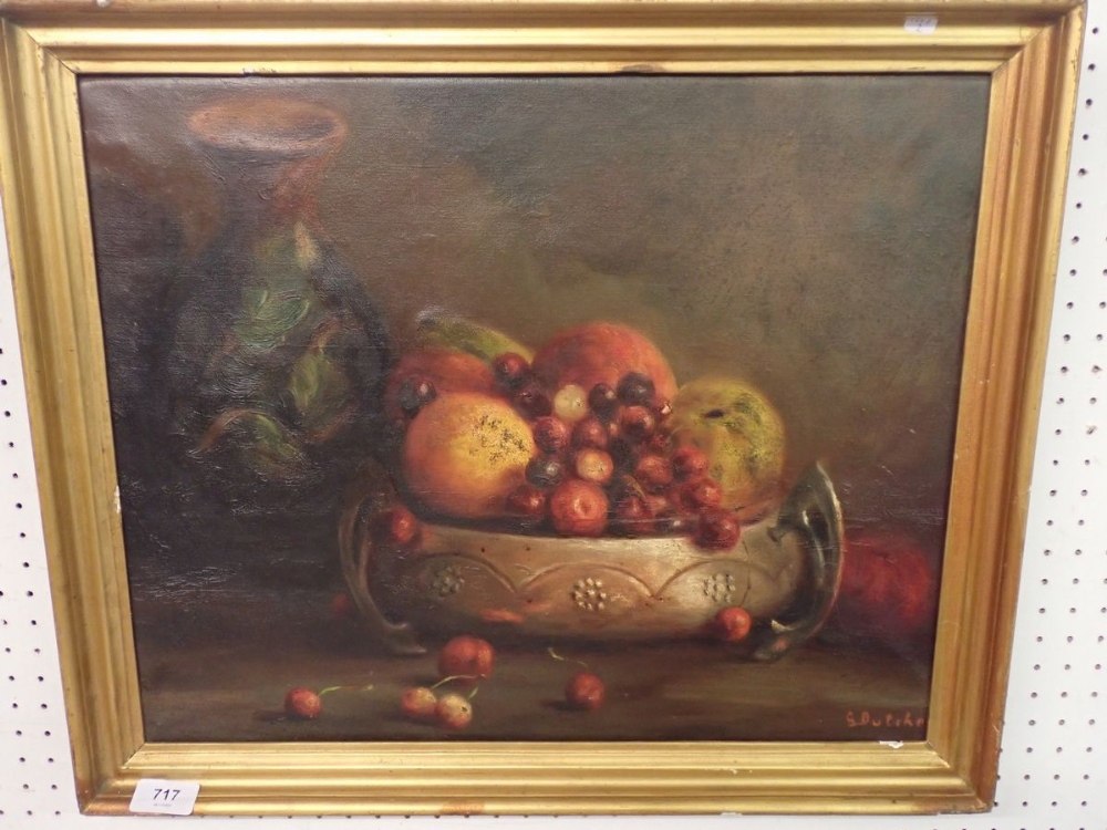 A mid 20thC oil on canvas - still life of fruit, signed 'G. Bulcke', possibly Belgian artist Guy van - Image 3 of 5