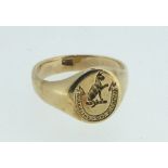 A 9 ct gold signet ring with Clan McPhearron crest 'Touch not the Cat but the Glove' 4g, size L