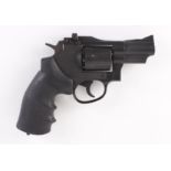 Gamo Combat Co2 air pistol [Purchasers Please Note: This Lot cannot be sent directly to members of