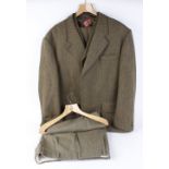 Three piece tweed shooting suit by William & Son of London (Jacket & Waistcoat size 48, Breeks size