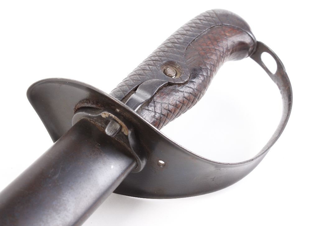 Japanese M1899 Type 32 2nd pattern cavalry sword or 'Otsu', 30½ ins slightly curved single edged and - Image 11 of 11