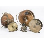 Fishing Reels, five reels, three metal 1¾", 4¼" & 3¼", wooden reel stamped Sun patent 13388/85 (