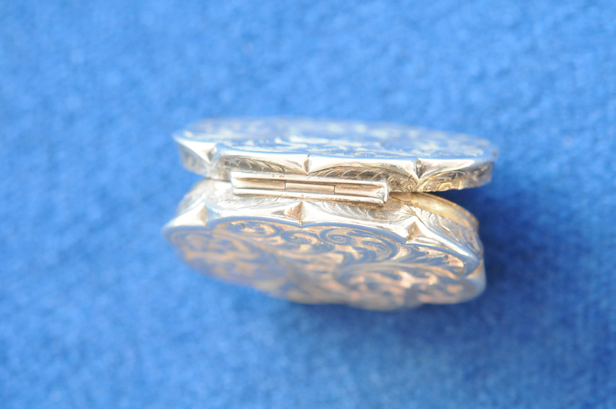 An early Victorian silver vinaigrette by Nathanial Mills, in small leather case, the lobed form with - Image 3 of 7