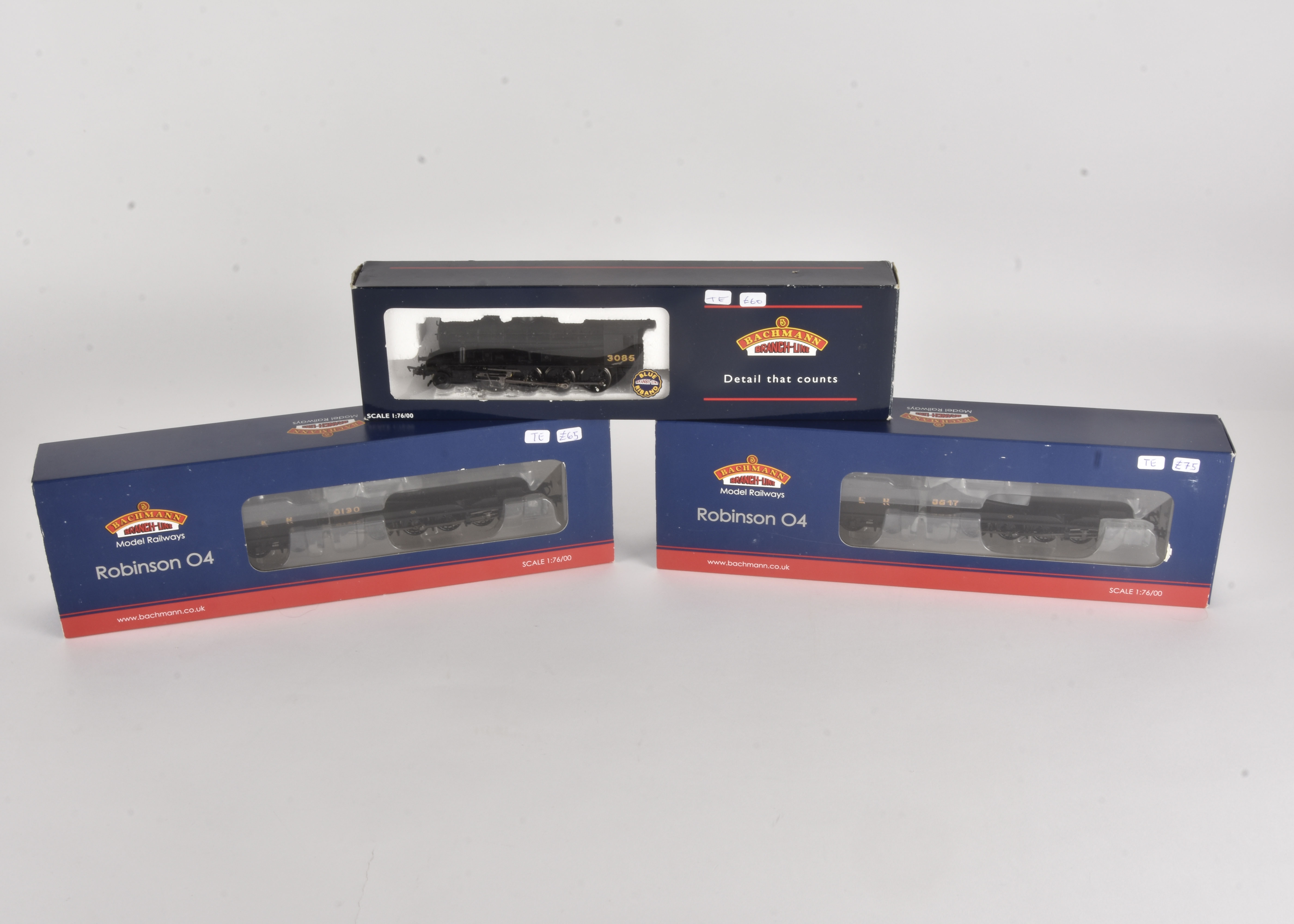 Bachmann 00 Gauge LNER black Steam Locomotives and Tenders, 32-254 Class 07/WD Austerity 2-8-0