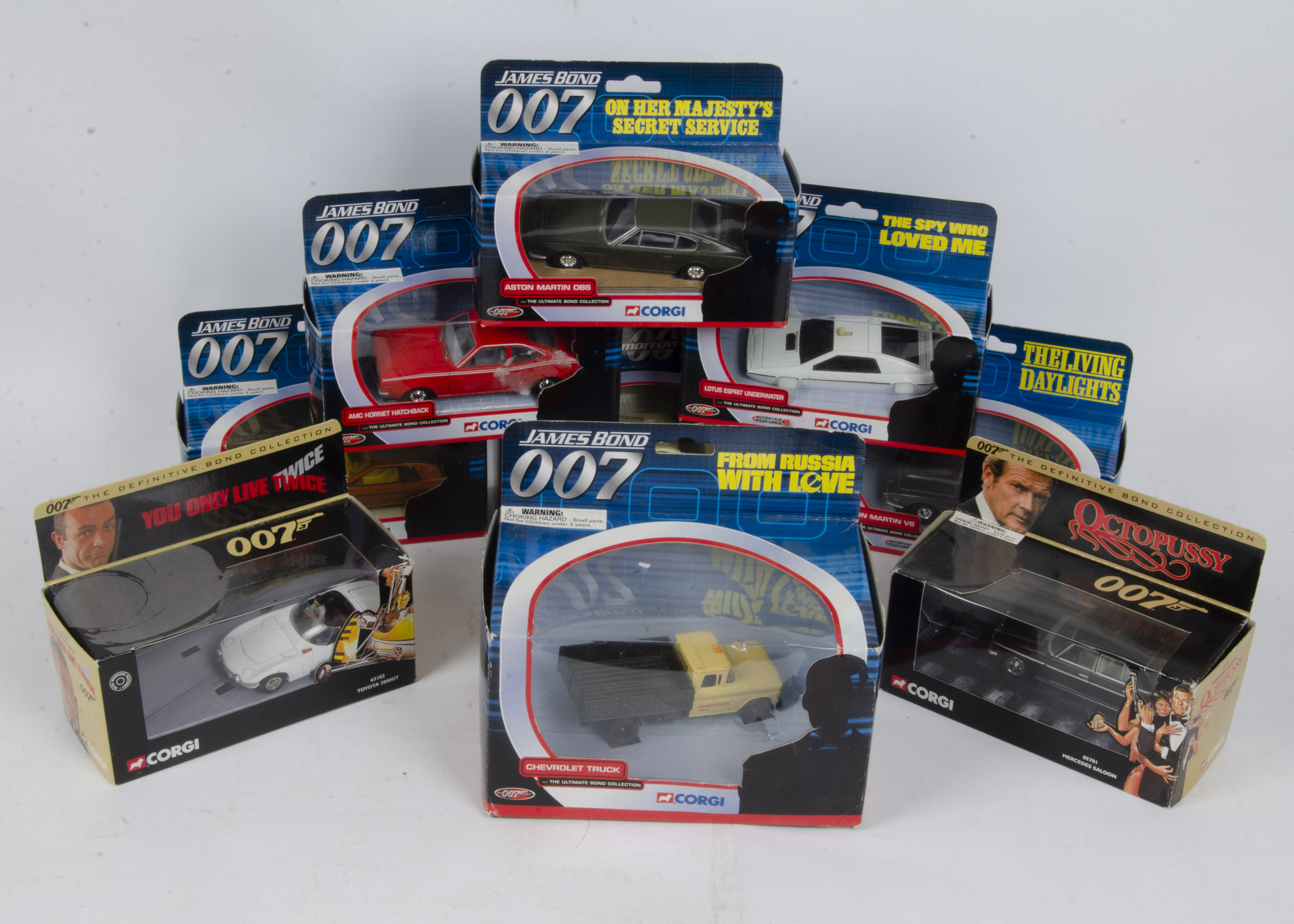 Corgi James Bond Models, boxed models TY5801, TY95201, TY95601 and CC04602 (G-E), the remainder