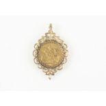 A George V gold full sovereign pendant, the 1911 coin presented in a 9ct gold mount, 13.4g
