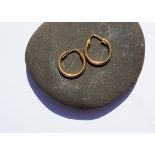 A pair of 18ct gold continental hoop earrings, 2.2cm diameter, 3.2g