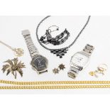 A collection of miscellaneous gold and costume jewellery, including 9ct gold band, gold tooth, two