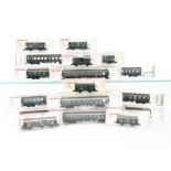 Fleischmann and Roco N Gauge Passenger Coaches, a cased collection comprising Fleischmann 8127 (