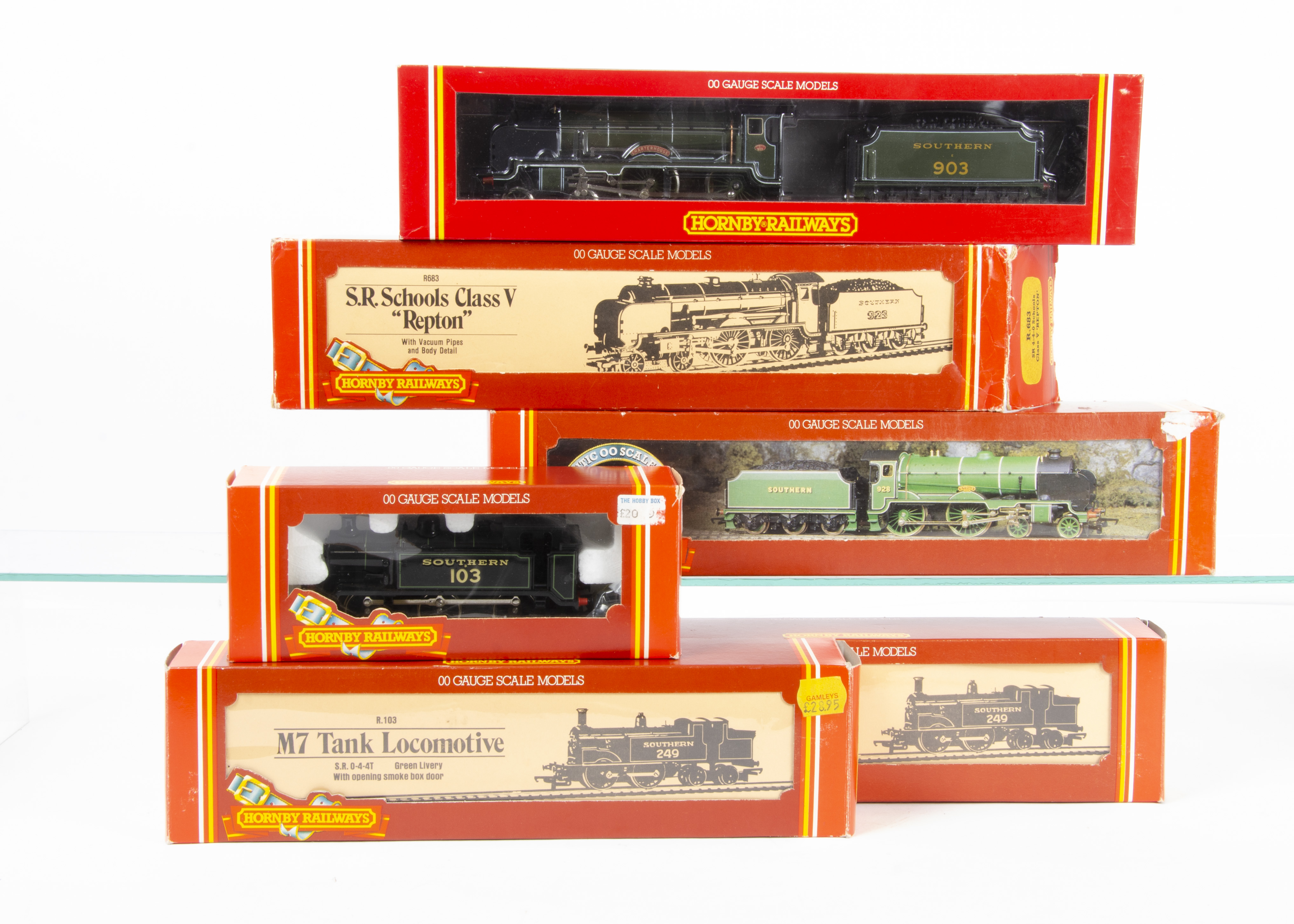 Hornby 00 Gauge Southern green Locomotives, R380 Schools Class 928 'Stowe', R057 Schools Class