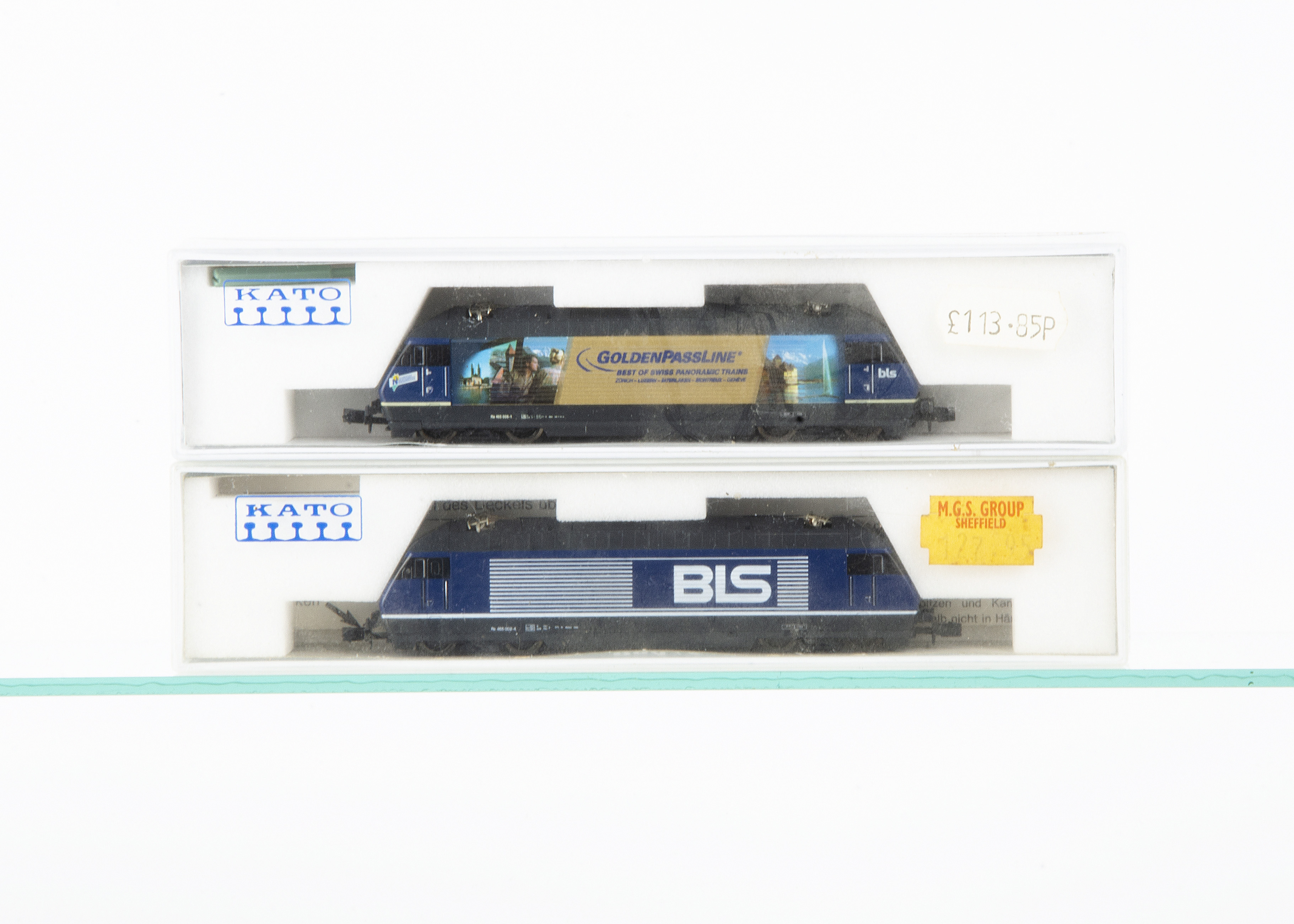 Kato Swiss N Gauge Electric Locomotives, two cased examples K137121 Re4/4 465 of the BLS in Golden