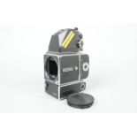A Hasselblad 500 EL/M Camera body, serial no UUE 34613, body VG, minor scratches to base,