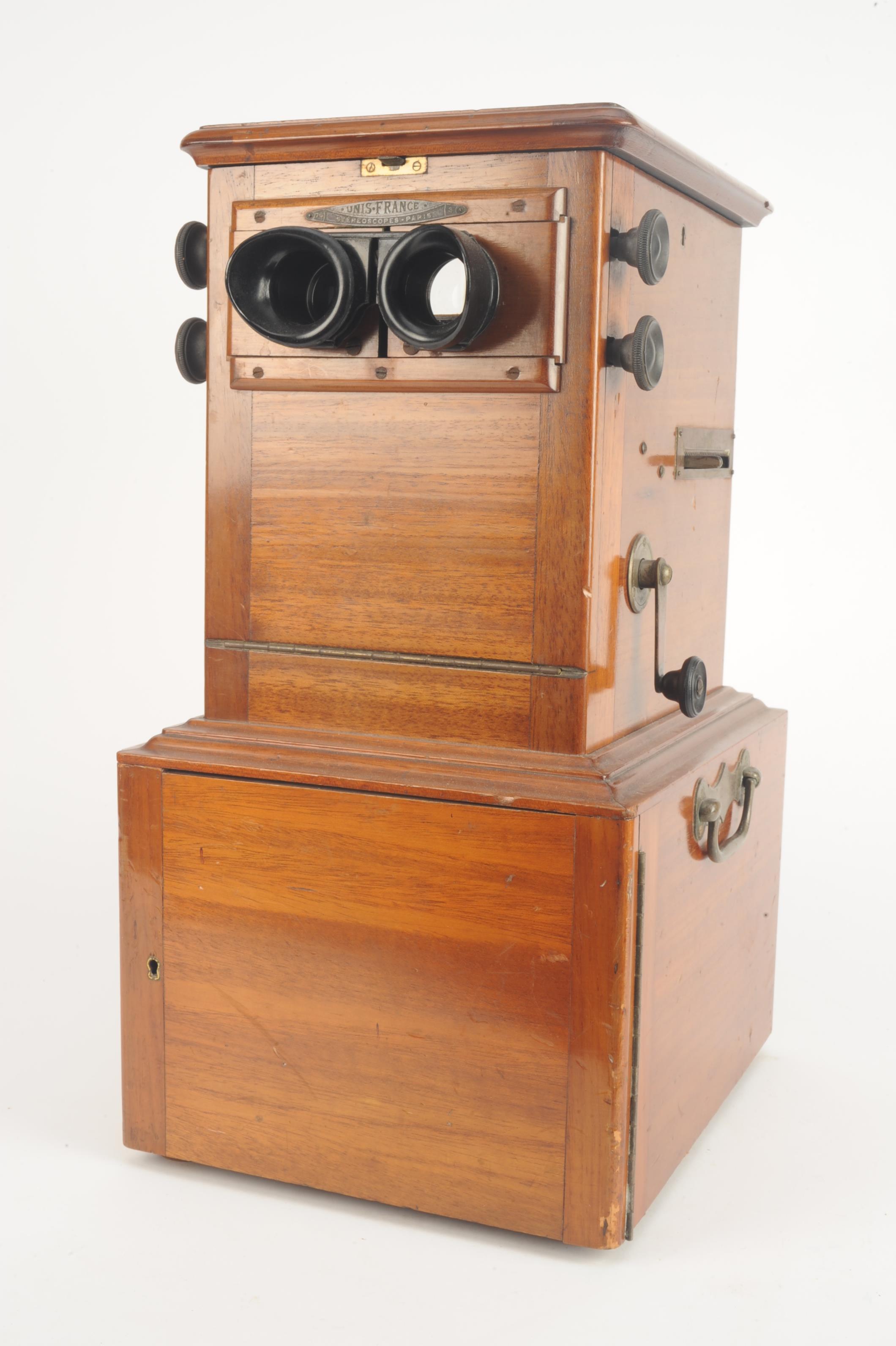 A 20th Century mahogany and nickel-plated brass Unis France Table-Top Glass Diapositive Stereoscope,