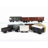 Assorted O Gauge NE Freight Stock, including metal-constructed bogie 40 ton hopper wagon, bogie