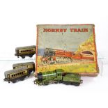 A Hornby O Gauge clockwork No 1 Special Passenger Set, containing LNER green No 1 Special locomotive