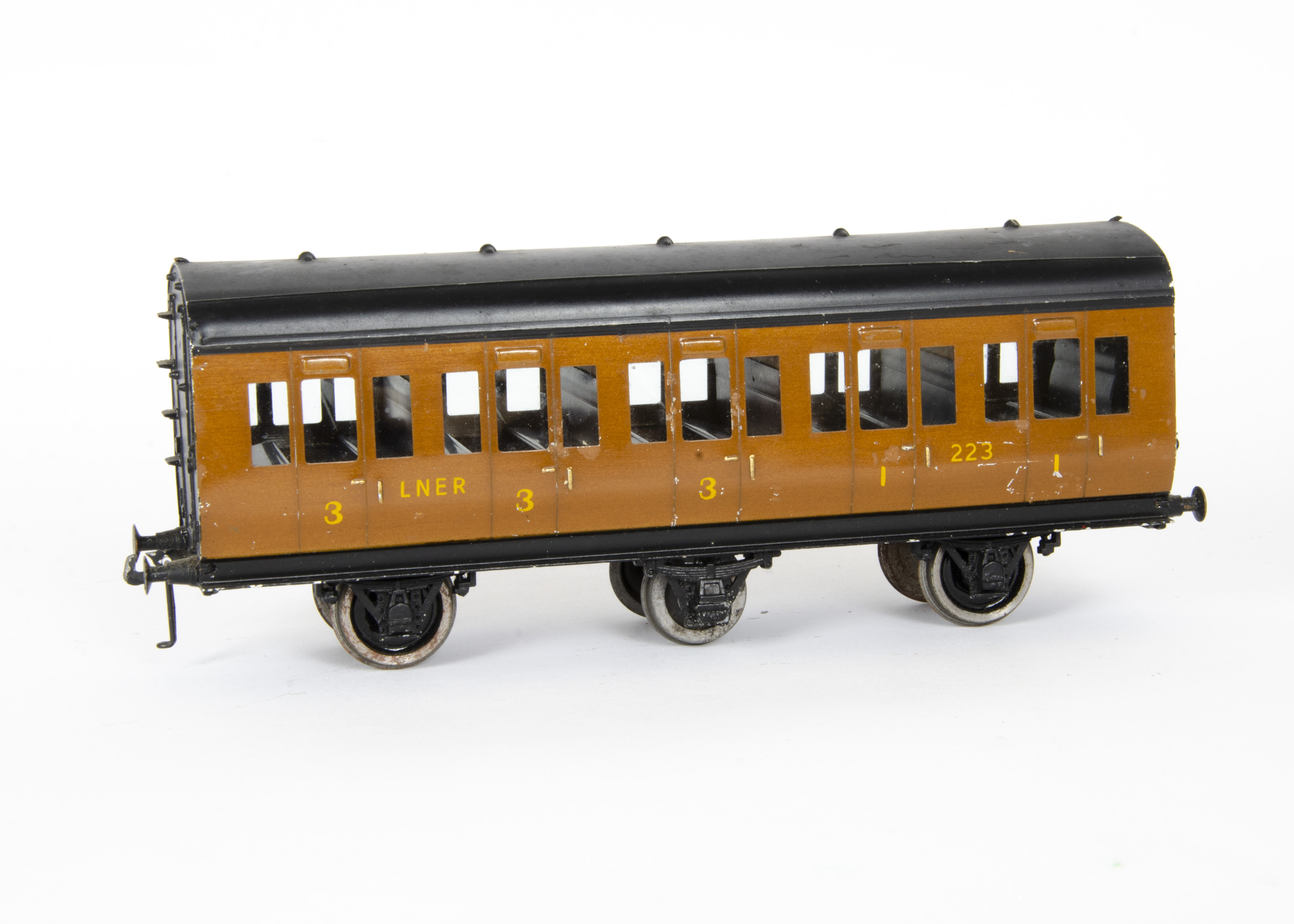 An Exley 0 Gauge K6-type 6-wheeled LNER Coach, in LNER brown as no 223, G, some small retouches,