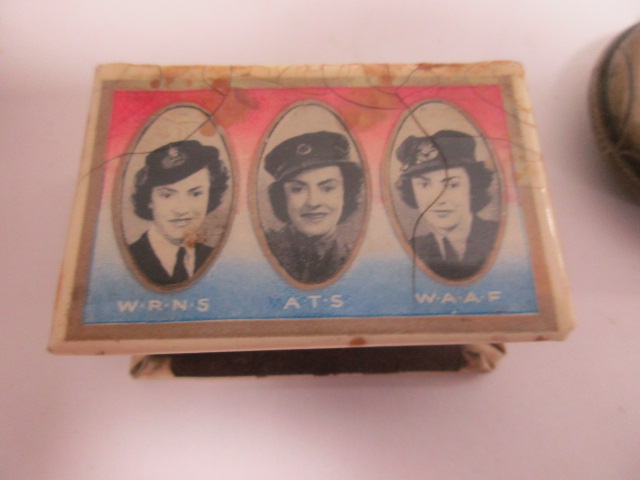 A small group of tobacciana, to include RAF and WRNS matchbox holder and other military and - Image 5 of 5